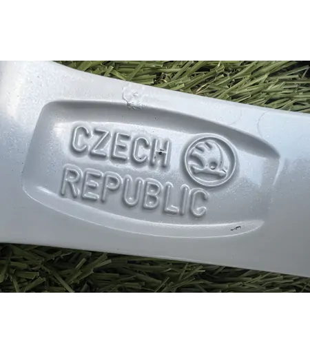 5x100 16" Skoda gyári alufelni 7Jx16h2 ET46 7