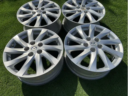 5x114.3 17" Mazda gyári alufelni 7Jx17h2 ET60 6