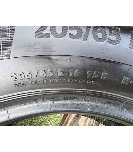 205/65 R16 Continental WinterContact TS860 téli gumi 5,5-6mm 6