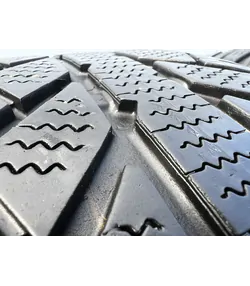 205/60 R16 Semperit Master Grip 2 téli gumi 4,5mm 4