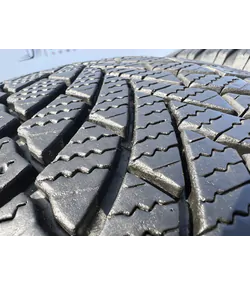 205/60 R16 Bridgestone Blizzak LM05 téli gumi 5mm 4