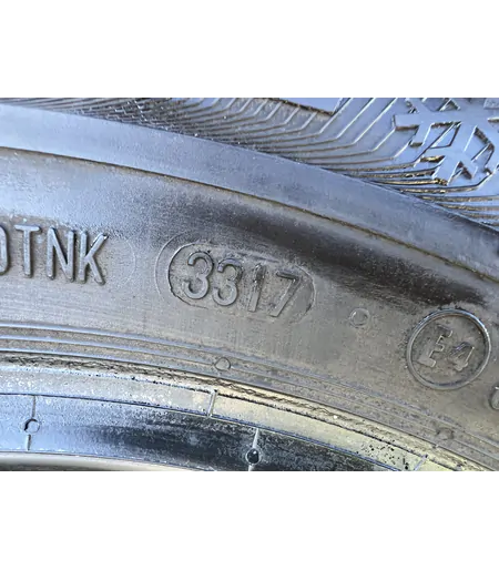 185/65 R15 Semperit Master Grip 2 téli gumi 5mm 5