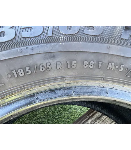185/65 R15 Semperit Master Grip 2 téli gumi 5mm 6