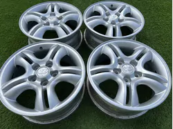 5x114.3 16" Kia gyári alufelni 6,5Jx16h2 ET41 6