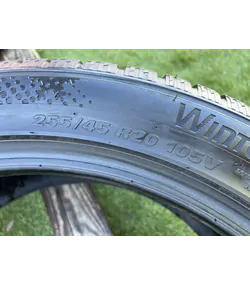 255/45 R20 Kumho WinterCraft WS71 téli gumi 6mm 6