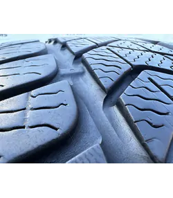 235/55 R17 Pirelli Sottozero 3 téli gumi 5,5mm 4