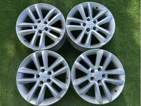 5x110 17" Opel gyári alufelni 7Jx17h2 ET41