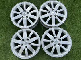 5x114.3 16" Renault gyári alufelni 6,5Jx16h2 ET47 alapértelmezett kép