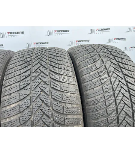 275/40 R20 Bridgestone Blizzak LM05 téli gumi 5-5,5mm - Mobil Gumis 3