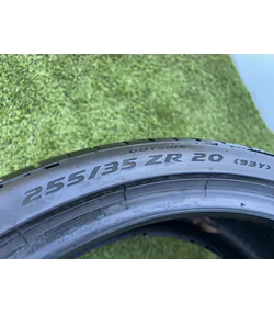 255/35 R20 Pirelli PZero Corsa nyári gumi 5mm 5