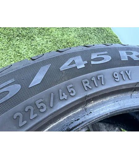 225/45 R17 Pirelli Cinturato P7 nyári gumi 5,5mm 6