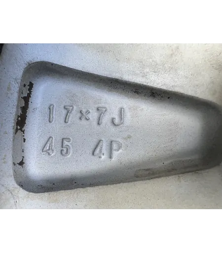 5x114.3 17" Toyota RAV4 gyári alufelni 7Jx17h2 ET45 - Mobil Gumis 7