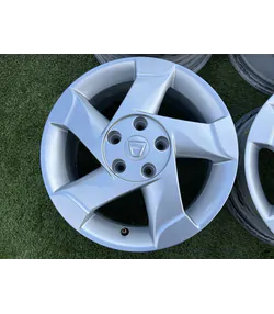 5x114.3 16" Dacia Duster gyári alufelni 6,5Jx16h2 ET50 2