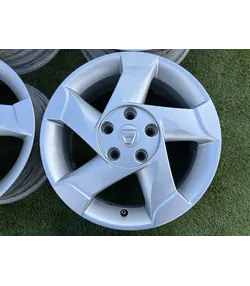 5x114.3 16" Dacia Duster gyári alufelni 6,5Jx16h2 ET50 3