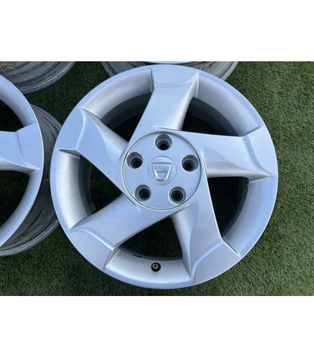 5x114.3 16" Dacia Duster gyári alufelni 6,5Jx16h2 ET50 3