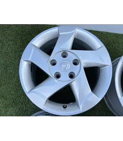 5x114.3 16" Dacia Duster gyári alufelni 6,5Jx16h2 ET50 5