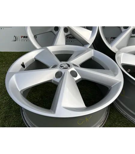 5x112 18" Skoda Octavia "Golus" gyári alufelni 7,5Jx18h2 ET51 2