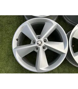 5x112 18" Skoda Octavia "Golus" gyári alufelni 7,5Jx18h2 ET51 3
