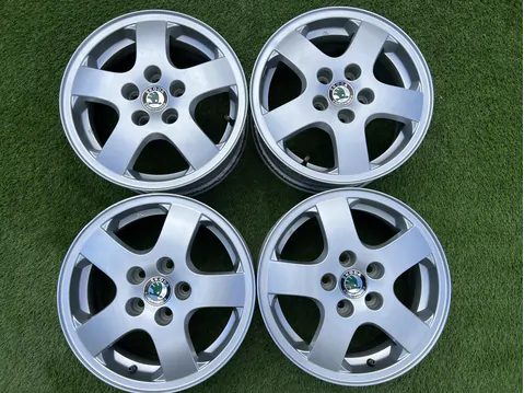 5x100 14" Skoda gyári alufelni 6Jx14h2 ET43