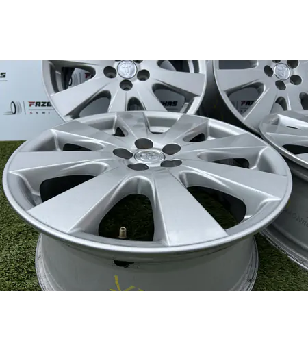 5x100 17" Toyota gyári alufelni 7Jx17h2 ET45 2