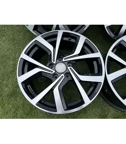 5x112 17" Volkswagen gyári alufelni 7Jx17h2 ET49 3