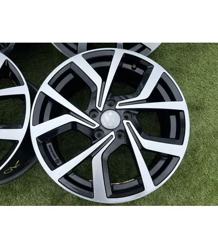 5x112 17" Volkswagen gyári alufelni 7Jx17h2 ET49 4