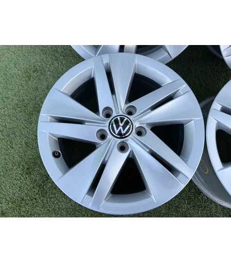 5x112 16" Volkswagen Golf  gyári alufelni 7Jx16h2 ET48 3