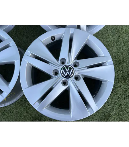 5x112 16" Volkswagen Golf  gyári alufelni 7Jx16h2 ET48 4