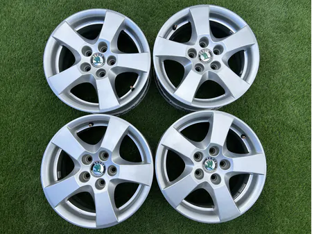 5x100 14" Skoda gyári alufelni 6Jx14h2 ET43