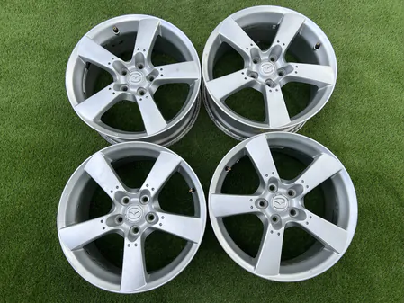 5x114.3 18" Mazda gyári alufelni 8Jx18h2 ET50 1