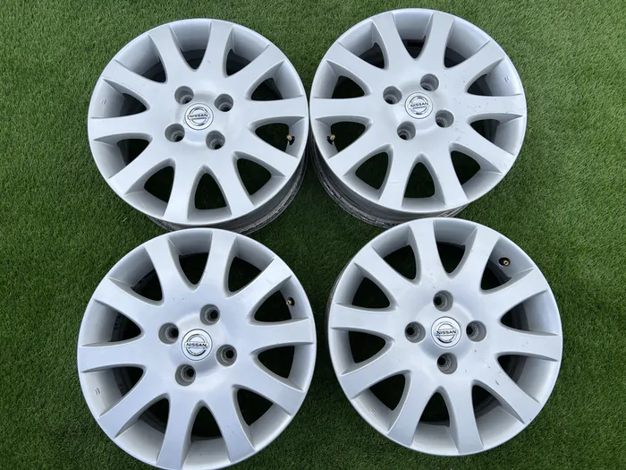 4x114.3 16" Nissan gyári alufelni 6Jx16h2 ET45 alapértelmezett kép