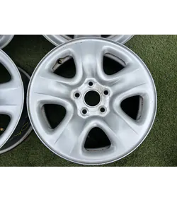 5x114.3 16" Suzuki gyári lemezfelni 6,5Jx16h2 ET45 3