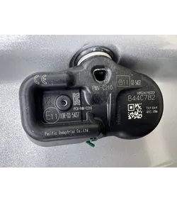 5x114.3 16" Toyota gyári alufelni +TPMS szenzor 6,5Jx16h2 ET45 11