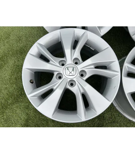 5x114.3 16" Honda gyári alufelni 7Jx16h2 ET55 2