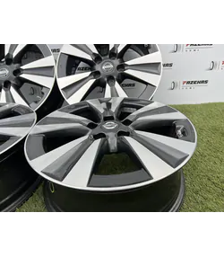 5x114.3 17" Nissan gyári alufelni + TPMS szenzor 6,5Jx17h2 ET45 2