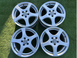 5x100 16" Volkswagen gyári alufelni 6,5Jx16h2 ET42 1