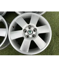5x100 15" Skoda gyári alufelni 6Jx15h2 ET43 4
