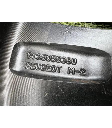 5x108 16" Peugeot gyári alufelni 7Jx16h2 ET44 8