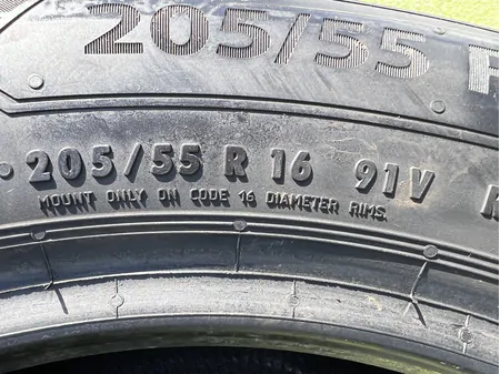 205/55 R16 Barum Bravuris 5 nyári gumi 6-6,5mm 5