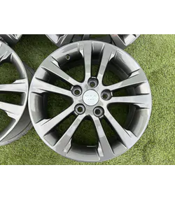 5x114.3 16" Kia gyári alufelni 6,5Jx16h2 ET50 4