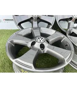 5x112 16" Volkswagen gyári alufelni 6,5Jx16h2 ET42 2
