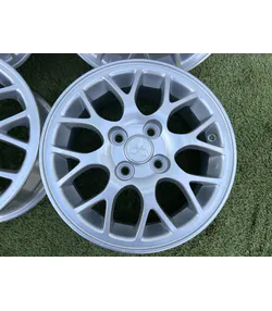 4x100 14" Mitsubishi gyári alufelni 5,5Jx14h2 ET46 3