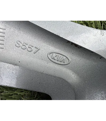 5x114.3 17" Kia Sportage gyári alufelni 6,5Jx17h2 ET40 9