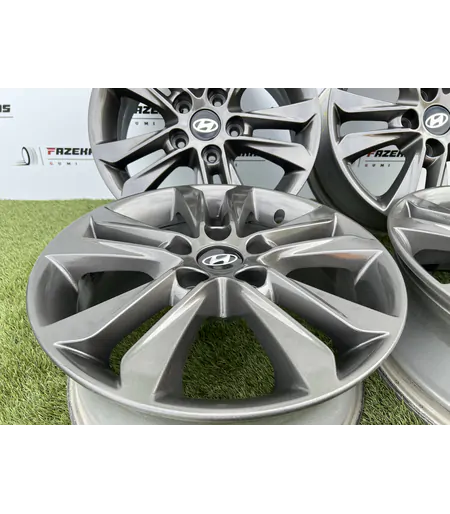 5x114.3 16" Hyundai gyári alufelni 6,5Jx16h2 ET50 2