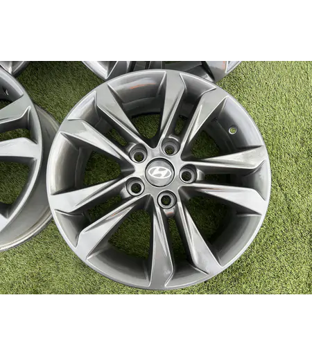 5x114.3 16" Hyundai gyári alufelni 6,5Jx16h2 ET50 4