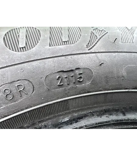 175/65 R14 Goodyear UltrGrip 9 téli gumi 5-6mm 5