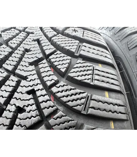 195/55 R16 Goodyear Ultra Grip téli gumi 5,5-7,5mm 4