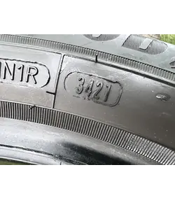 195/55 R16 Goodyear Ultra Grip téli gumi 5,5-7,5mm 6