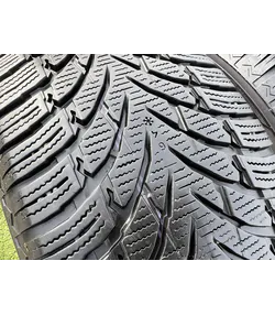 235/60 R18 Nokian WR Suv 4 téli gumi 6mm 2