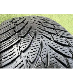 235/60 R18 Nokian WR Suv 4 téli gumi 6mm 3